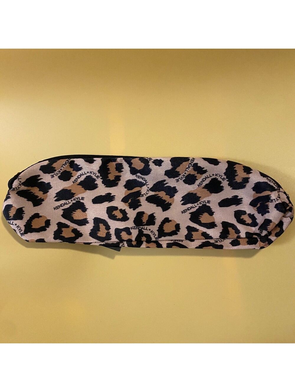 Kendall + Kylie Leopard Print Multi Use Pouch Cosmetic Makeup Bag Pencil Case - Picture 3 of 4